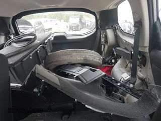 2019 Nissan Pathfinder S with VIN 5N1DR2MMXKC639984, listed as a IAAI auction lot 42173450 with 110,777 mi miles and . Bid and sale history available at DreamBid. Image 12.