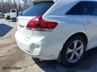 2013 Toyota Venza LE with VIN 4T3BK3BB7DU094026, listed as a IAAI auction lot 41757918 with 185,748 mi miles. Bid and sale history available at carsss.com. Image 17.