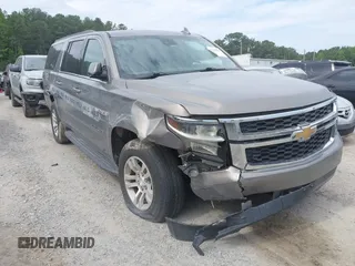2019 Chevrolet Suburban LT with VIN 1GNSCHKC5KR202666, listed as a IAAI auction lot 41918993 with 129,418 mi miles and . Bid and sale history available at DreamBid. Image 1.