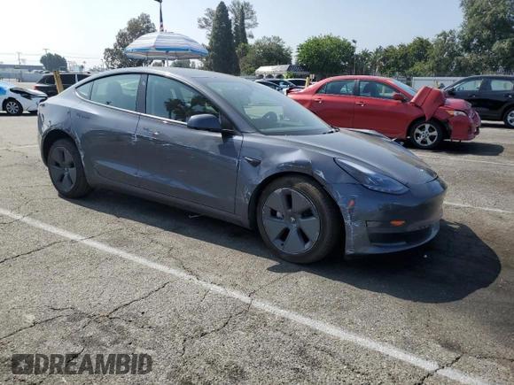 2023 Tesla Model 3 z VIN 5YJ3E1EA2PF680355, wystawiony jako Copart lot #60760225 z przebiegiem 17 270 mil mil oraz Szkoda całkowita • Salvage title. Historia ofert i sprzedaży dostępna na DreamBid. Obrazek 4.