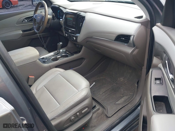 2018 Chevrolet Traverse LT Leather with VIN 1GNERHKW2JJ184968, listed as a IAAI auction lot 41467091 with 167,118 mi miles. Bid and sale history available at carsss.com. Image 5.