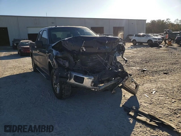 2016 Ford F-150 XLT z VIN 1FTEX1EP6GFB65541, wystawiony jako Copart lot #60967245 z przebiegiem Nie podano mil oraz Nie do naprawy • Non repairable. Historia ofert i sprzedaży dostępna na DreamBid. Obrazek 11.