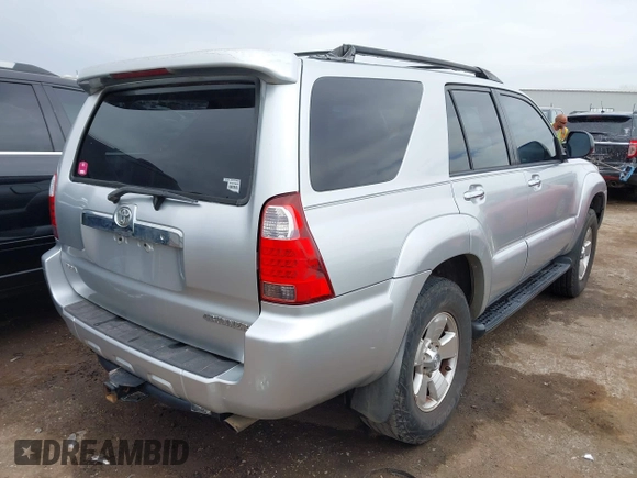 2007 Toyota 4Runner SR5 with VIN JTEZU14R378067211, listed as a IAAI auction lot 41781896 with 237,509 mi miles and . Bid and sale history available at DreamBid. Image 4.