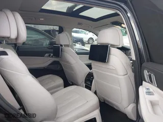 2019 BMW X7 xDrive50i with VIN 5UXCX4C51KLS36907, listed as a IAAI auction lot 41525923 with 75,791 mi miles. Bid and sale history available at carsss.com. Image 8.