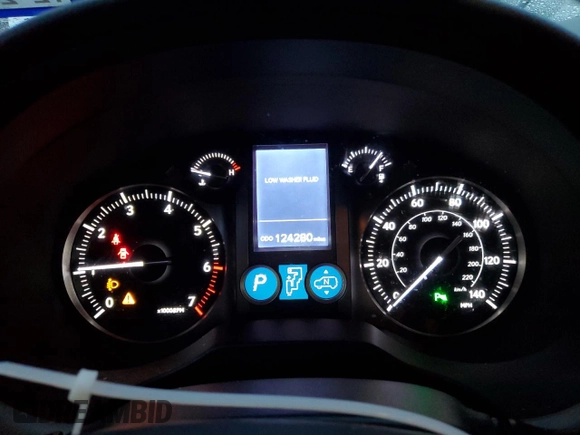 2016 Lexus GX 460 Luxury with VIN JTJJM7FX5G5132610, listed as a Copart auction lot 43258215 with 124,280 mi miles and Clean title. Bid and sale history available at DreamBid. Image 9.