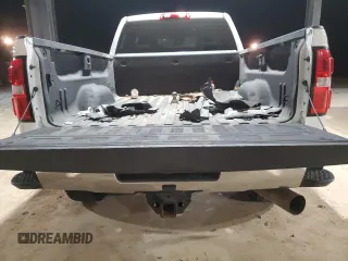2018 GMC Sierra 2500HD SLT with VIN 1GT12TEY7JF279153, listed as a Copart auction lot 87697105 with 121,082 mi miles and Salvage Title. Bid and sale history available at carsss.com. Image 10.