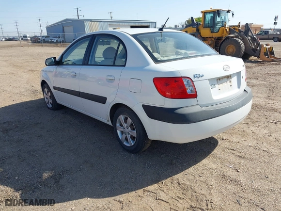 2008 Kia Rio LX with VIN KNADE123286297729, listed as a IAAI auction lot 42007714 with 51,268 mi miles. Bid and sale history available at carsss.com. Image 3.