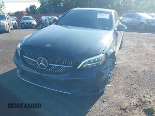 2021 Mercedes-Benz C 300 с VIN W1KWF8DB9MR642629, выставлен на аукционе IAAI как лот 42546566 с пробегом 16 002 миль миль и . История ставок и продаж доступна на DreamBid. Изображение 17.
