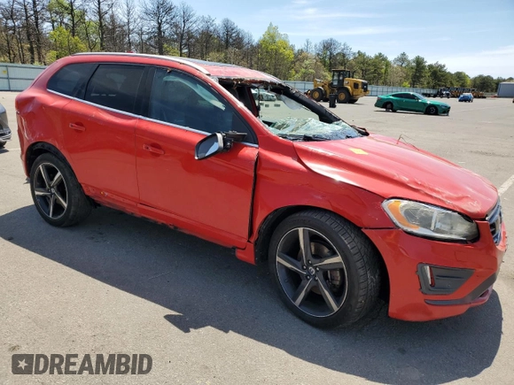 2015 Volvo XC60 z VIN YV4902RHXF2619954, wystawiony jako Copart lot #56196155 z przebiegiem Nie podano mil oraz Szkoda całkowita • Salvage title. Historia ofert i sprzedaży dostępna na DreamBid. Obrazek 4.