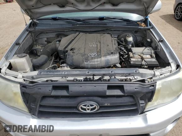 2007 Toyota Tacoma PreRunner z VIN 5TEJU62N87Z448579, wystawiony jako Copart lot #51325055 z przebiegiem 399 418 mil mil oraz Szkoda całkowita • Salvage title. Historia ofert i sprzedaży dostępna na DreamBid. Obrazek 11.