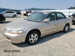 2000 Honda Accord EX with VIN 1HGCG1655YA036033, listed as a Copart auction lot 63814075 with 206,716 mi miles and Clean title. Bid and sale history available at DreamBid. Image 1.