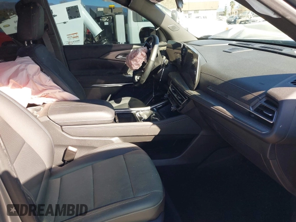 2024 Chevrolet Traverse FWD LT with VIN 1GNERGKS4RJ143731, listed as a IAAI auction lot 41409097 with 12,632 mi miles and . Bid and sale history available at DreamBid. Image 5.