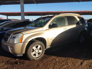 2005 Chevrolet Equinox LT with VIN 2CNDL63F256124647, listed as a IAAI auction lot 41670469 with 205,816 mi miles. Bid and sale history available at carsss.com. Image 2.