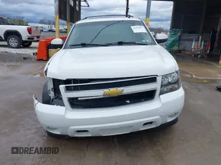 2013 Chevrolet Tahoe LT with VIN 1GNSKBE05DR293054, listed as a IAAI auction lot 41955877 with 192,474 mi miles and . Bid and sale history available at DreamBid. Image 13.