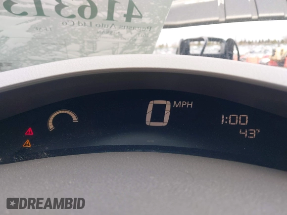 2011 Nissan LEAF SL-e with VIN JN1AZ0CP0BT009532, listed as a IAAI auction lot 41631314 with 83,541 mi miles. Bid and sale history available at carsss.com. Image 13.