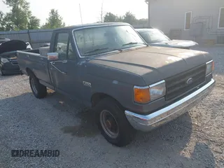 1987 Ford F-250 z VIN 1FTFF25N7HPA33055, wystawiony jako IAAI lot #42492336 z przebiegiem 457 819 mil mil oraz . Historia ofert i sprzedaży dostępna na DreamBid. Obrazek 1.