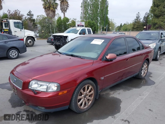 2002 Volvo S80 with VIN YV1TS91D421273852, listed as a IAAI auction lot 42111058 with 1 mi miles. Bid and sale history available at carsss.com. Image 6.
