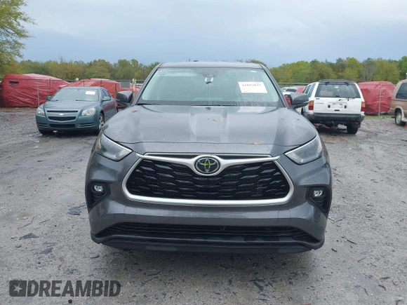 2022 Toyota Highlander LE with VIN 5TDBZRBH8NS594816, listed as a IAAI auction lot 41892825 with 49,229 mi miles and . Bid and sale history available at DreamBid. Image 12.