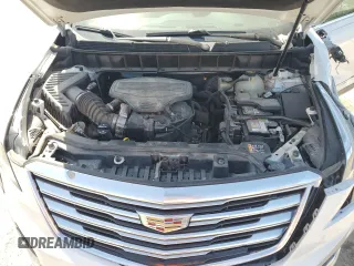 2018 Cadillac XT5 Premium Luxury FWD z VIN 1GYKNERS6JZ102163, wystawiony jako Copart lot #52817895 z przebiegiem 167 570 mil mil oraz Nie do naprawy. Historia ofert i sprzedaży dostępna na DreamBid. Obrazek 13.