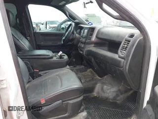 2022 Ram 2500 Tradesman with VIN 3C6UR5HJ8NG345403, listed as a IAAI auction lot 42555211 with 122,363 mi miles and . Bid and sale history available at DreamBid. Image 5.