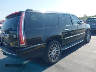 2014 Cadillac Escalade ESV Luxury with VIN 1GYS4HEF6ER130936, listed as a IAAI auction lot 42232487 with 156,967 mi miles and . Bid and sale history available at DreamBid. Image 4.