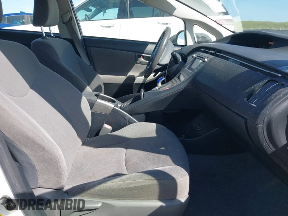2014 Toyota Prius Four with VIN JTDKN3DU3E0366972, listed as a IAAI auction lot 41991529 with 152,993 mi miles. Bid and sale history available at carsss.com. Image 5.