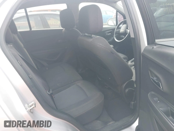 2018 Chevrolet Trax LT with VIN 3GNCJLSB7JL384770, listed as a IAAI auction lot 42176755 with 105,734 mi miles and . Bid and sale history available at carsss.com. Image 8.