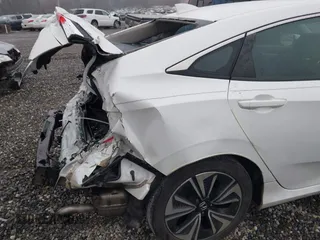 2017 Honda Civic Sedan EX-L with VIN 2HGFC1F74HH648624, listed as a IAAI auction lot 41556540 with 79,147 mi miles. Bid and sale history available at carsss.com. Image 18.