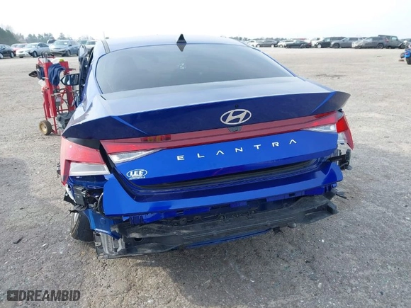 2024 Hyundai Elantra SEL with VIN KMHLM4DG7RU679394, listed as a IAAI auction lot 41795039 with 6,124 mi miles. Bid and sale history available at carsss.com. Image 18.