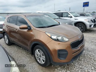 2019 Kia Sportage LX z VIN KNDPM3AC4K7617117, wystawiony jako Copart lot #59432715 z przebiegiem 150 222 mil mil oraz Czysty tytuł • Clean title. Historia ofert i sprzedaży dostępna na DreamBid. Obrazek 4.