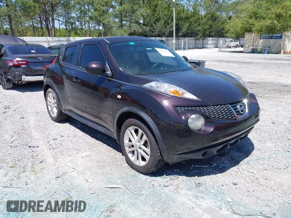 2014 Nissan Juke S with VIN JN8AF5MR1ET352684, listed as a IAAI auction lot 41997859 with Not Provided miles. Bid and sale history available at carsss.com. Image 1.