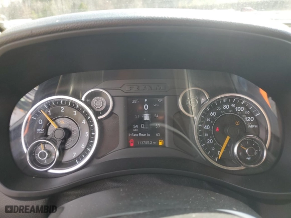 2019 Ram 2500 Tradesman with VIN 3C6UR5HJ6KG565716, listed as a Copart auction lot 44401325 with 113,785 mi miles and Salvage Title. Bid and sale history available at carsss.com. Image 9.
