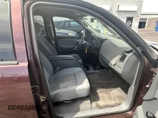 2005 Dodge Dakota ST with VIN 1D7HE28N75S204425, listed as a Copart auction lot 55522755 with 122,452 mi miles and Clean Title. Bid and sale history available at carsss.com. Image 5.