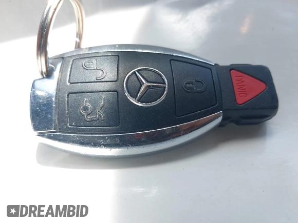 2016 Mercedes-Benz C 450 AMG z VIN 55SWF6EB2GU130541, wystawiony jako IAAI lot #42228358 z przebiegiem 120 970 mil mil oraz . Historia ofert i sprzedaży dostępna na DreamBid. Obrazek 11.