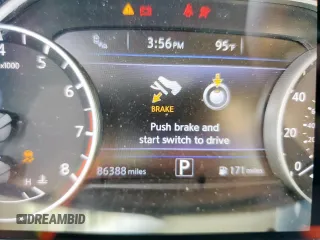 2018 Nissan Murano SL z VIN 5N1AZ2MG4JN109087, wystawiony jako Copart lot #57267565 z przebiegiem 86 388 mil mil oraz Szkoda całkowita • Salvage title. Historia ofert i sprzedaży dostępna na DreamBid. Obrazek 9.