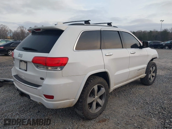 2015 Jeep Grand Cherokee High Altitude with VIN 1C4RJECG8FC175565, listed as a IAAI auction lot 41733248 with 107,947 mi miles. Bid and sale history available at carsss.com. Image 4.