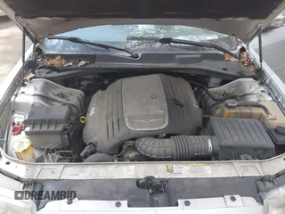 2007 Chrysler 300 C with VIN 2C3KA63H17H896796, listed as a IAAI auction lot 41929716 with 166,803 mi miles. Bid and sale history available at carsss.com. Image 10.