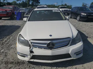 2013 Mercedes-Benz C 250 Sport с VIN WDDGF4HB3DA772525, выставлен на аукционе Copart как лот 64951505 с пробегом 194 281 миль миль и Чистый • Clean title. История ставок и продаж доступна на DreamBid. Изображение 5.