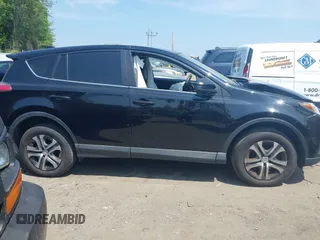 2018 Toyota RAV4 LE с VIN 2T3BFREV2JW849558, выставлен на аукционе IAAI как лот 42466690 с пробегом 108 820 миль миль и . История ставок и продаж доступна на DreamBid. Изображение 13.