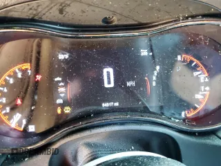 2020 Dodge Durango GT Plus z VIN 1C4RDJDG7LC261864, wystawiony jako Copart lot #61131245 z przebiegiem 84 517 mil mil oraz Szkoda całkowita • Salvage title. Historia ofert i sprzedaży dostępna na DreamBid. Obrazek 9.