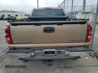 2003 Chevrolet Silverado 1500 with VIN 1GCEK19V83Z237517, listed as a Copart auction lot 56306535 with 143,746 mi miles and Salvage Title. Bid and sale history available at DreamBid. Image 6.