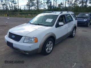 2005 Ford Freestyle SEL z VIN 1FMZK05135GA20093, wystawiony jako IAAI lot #40887207 z przebiegiem 105 144 mil mil oraz . Historia ofert i sprzedaży dostępna na DreamBid. Obrazek 2.