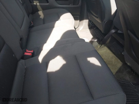 2015 GMC Sierra 1500 SLE with VIN 3GTU2UEC9FG338474, listed as a IAAI auction lot 41899379 with 140,859 mi miles. Bid and sale history available at carsss.com. Image 8.