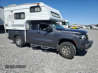 2022 Nissan Frontier S z VIN 1N6ED1CM1NN644435, wystawiony jako Copart lot #46060715 z przebiegiem 28 780 mil mil oraz Szkoda całkowita • Salvage title. Historia ofert i sprzedaży dostępna na DreamBid. Obrazek 4.