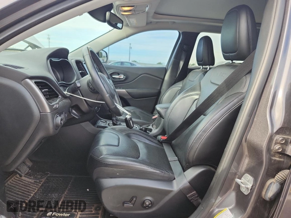 2019 Jeep Cherokee Limited with VIN 1C4PJLDX3KD145596, listed as a Copart auction lot 63126035 with 76,791 mi miles and Clean title. Bid and sale history available at DreamBid. Image 7.