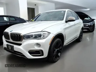 2017 BMW X6 xDrive35i z VIN 5UXKU2C38H0U30XXX, wystawiony jako Copart lot #60346505 z przebiegiem 70 591 mil mil oraz Czysty tytuł • Clean title. Historia ofert i sprzedaży dostępna na DreamBid. Obrazek 2.
