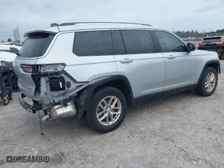 2022 Jeep Grand Cherokee L Laredo with VIN 1C4RJJAG9N8549386, listed as a IAAI auction lot 40639399 with 49,239 mi miles. Bid and sale history available at carsss.com. Image 4.
