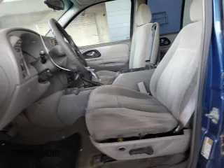 2005 Chevrolet TrailBlazer LS with VIN 1GNDS13S452253534, listed as a Copart auction lot 53675485 with 115,886 mi miles and Salvage Title. Bid and sale history available at carsss.com. Image 7.