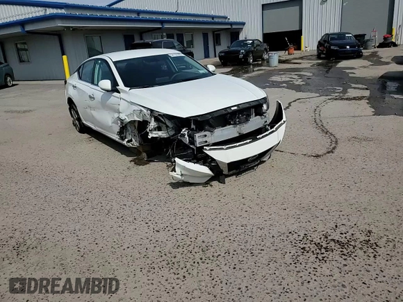 2020 Nissan Altima S with VIN 1N4BL4BW9LN307866, listed as a Copart auction lot 54133305 with 33,582 mi miles and Salvage Title. Bid and sale history available at DreamBid. Image 13.