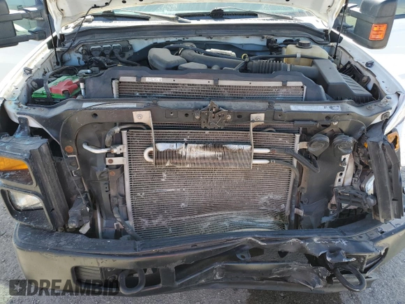 2008 Ford Super Duty F-250 SRW XL with VIN 1FTNX20568EE17694, listed as a Copart auction lot 45038695 with 32,272 mi miles and Salvage Title. Bid and sale history available at carsss.com. Image 12.
